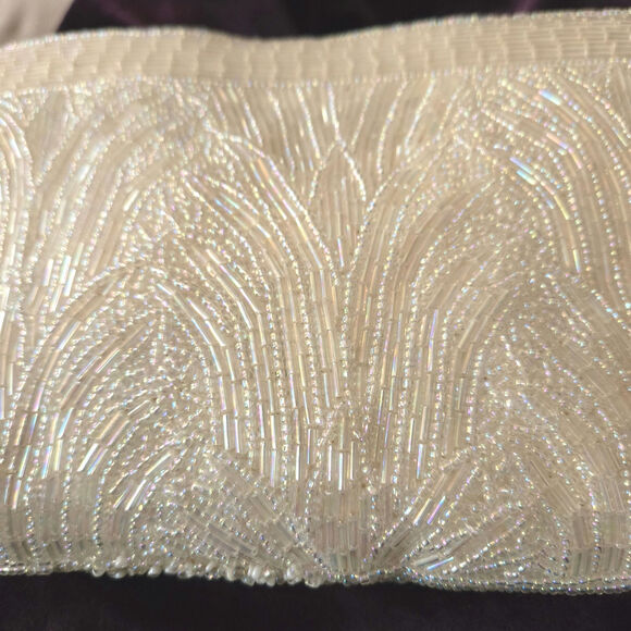 Vintage‎ La Regal White Iridescent Glass Beaded Evening Clutch Zip Top Closure - Picture 3 of 10
